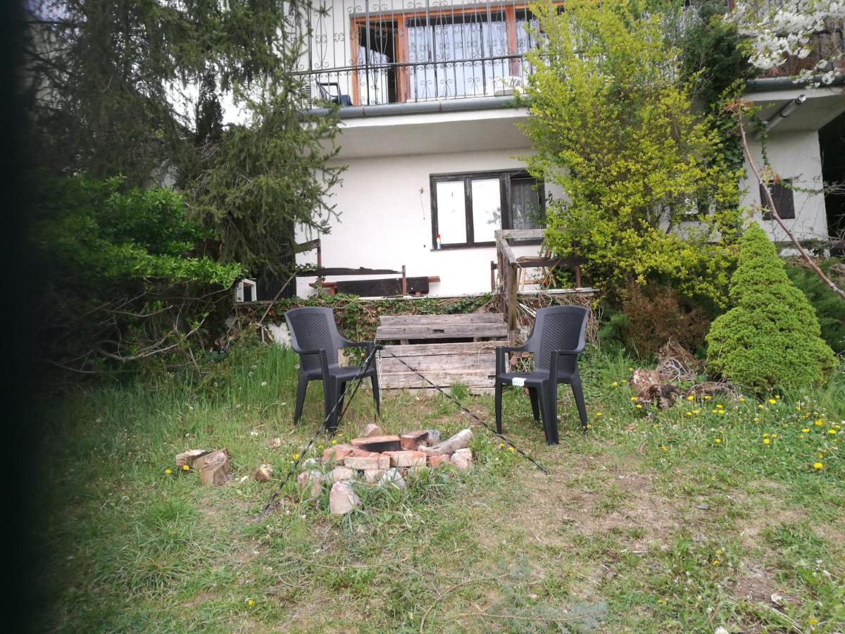 Holiday House Cervena Veza Piest'any Esterno foto