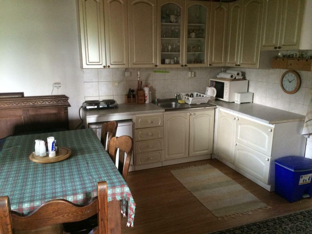 Holiday House Cervena Veza Piest'any Esterno foto